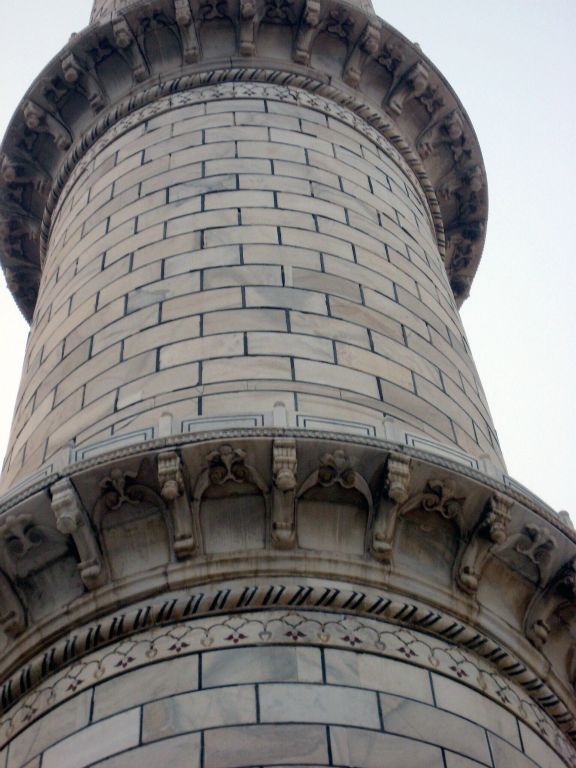 Looking up one of the minarets. They tilt out 3° to ensure they won't fall on the Taj if there is an earthquake.